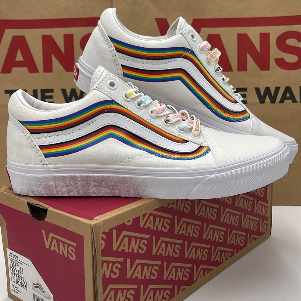 Vans WMNS White Sneakers with Rainbow Stripe Old Skool
(Pride) White/True White - Picture 8 of 16